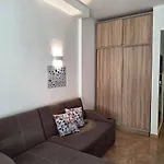 Florenza Khamsin, Studio I415-B