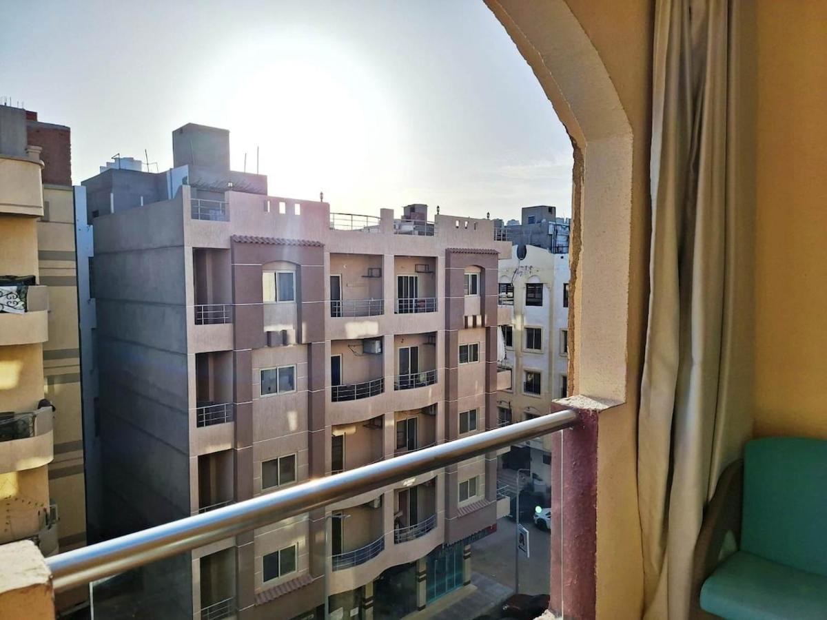 Florenza Khamsin, I415-b Hurghada